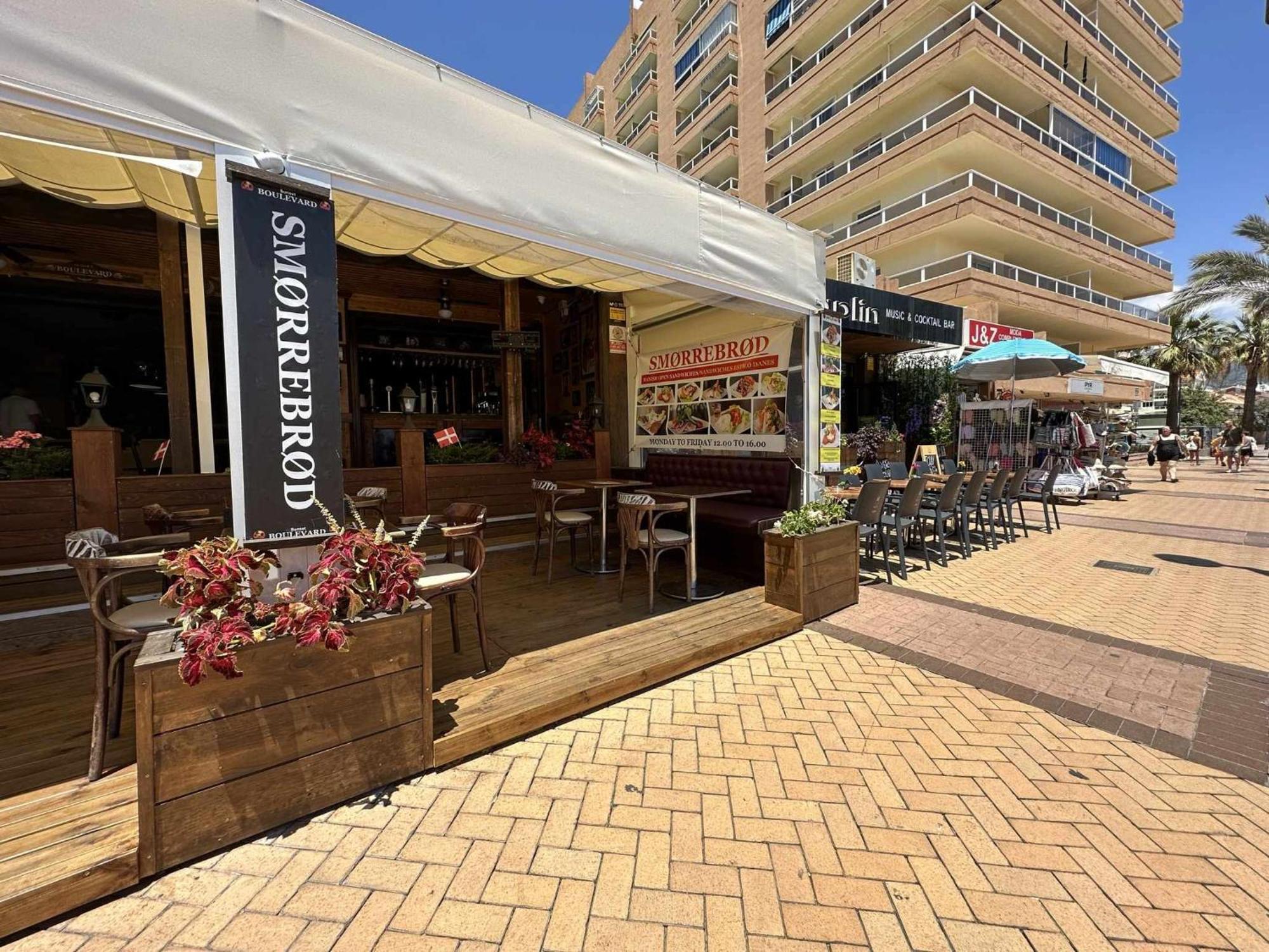 Estudio Pyr Privado Frente Al Puerto De Fuengirola Exterior photo